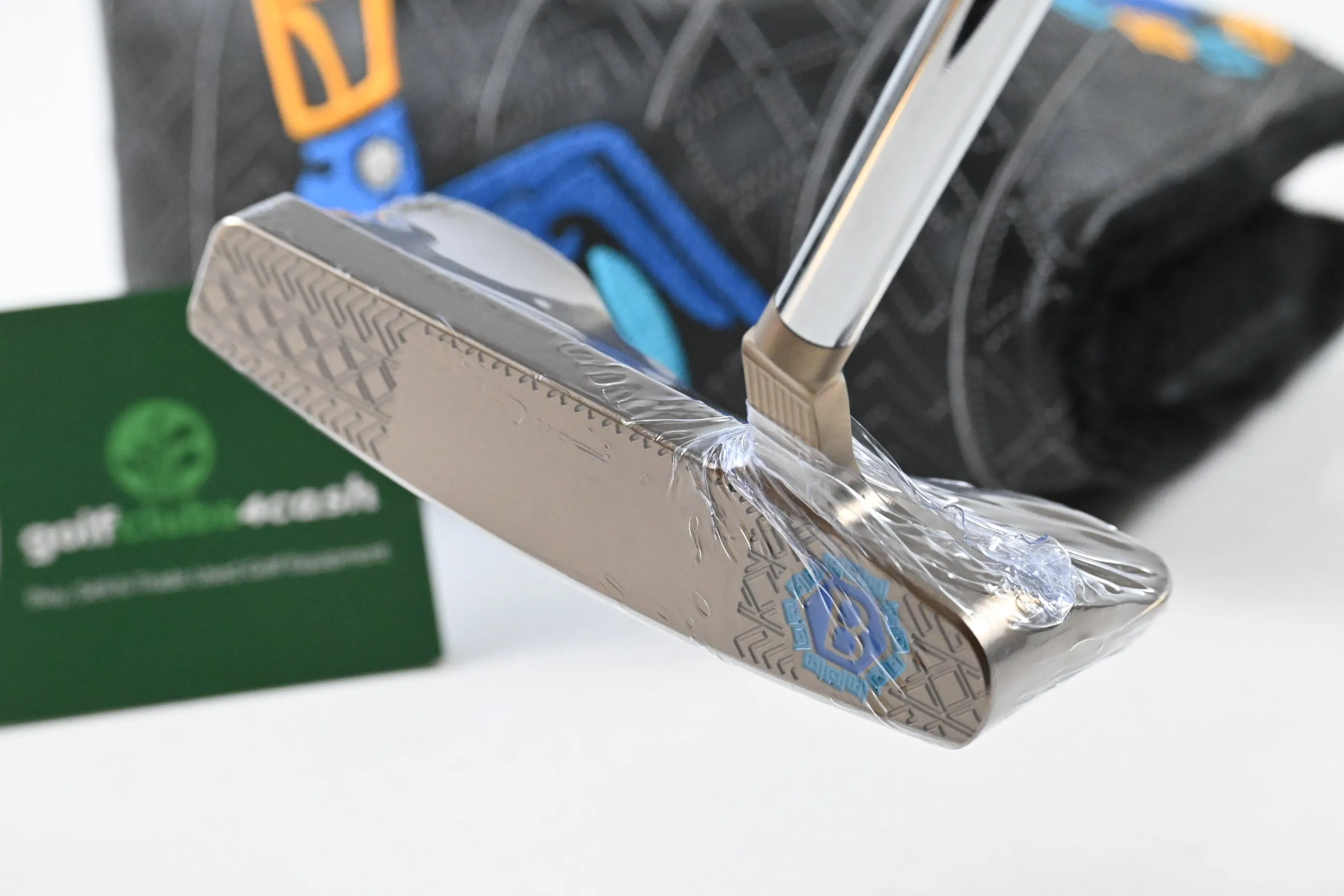 Bettinardi 2022 Tiki SS28 Half Moon Slant Limited Run Putter / 34 Inch