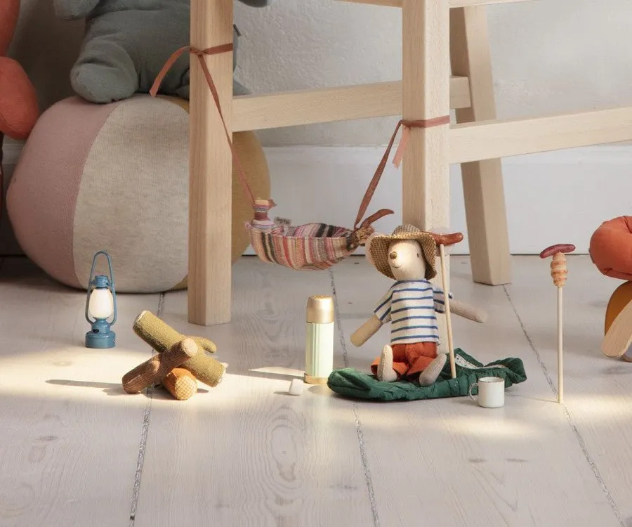 Bonfire Set for a Mouse