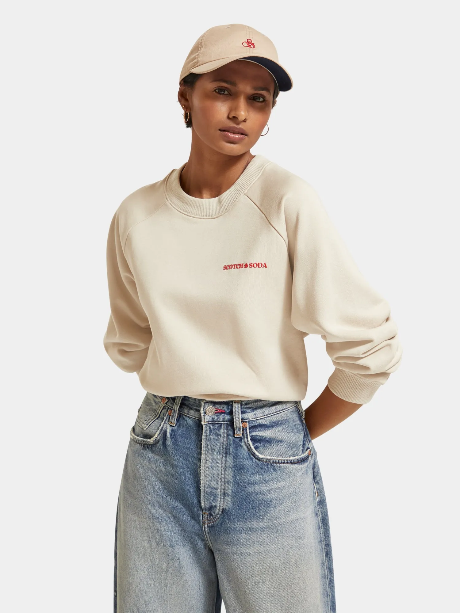 Embroidered twill cap