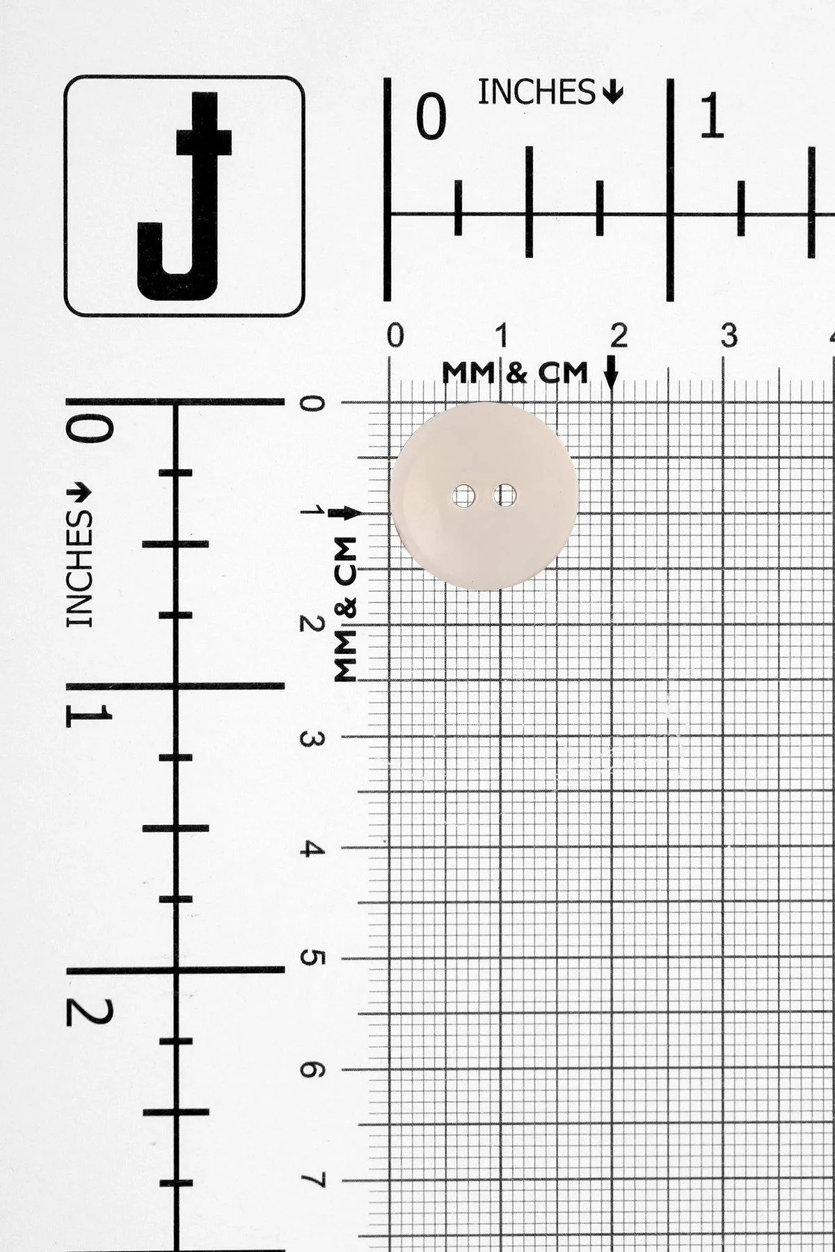 Fancy Round Shape 2-Hole Natural Button