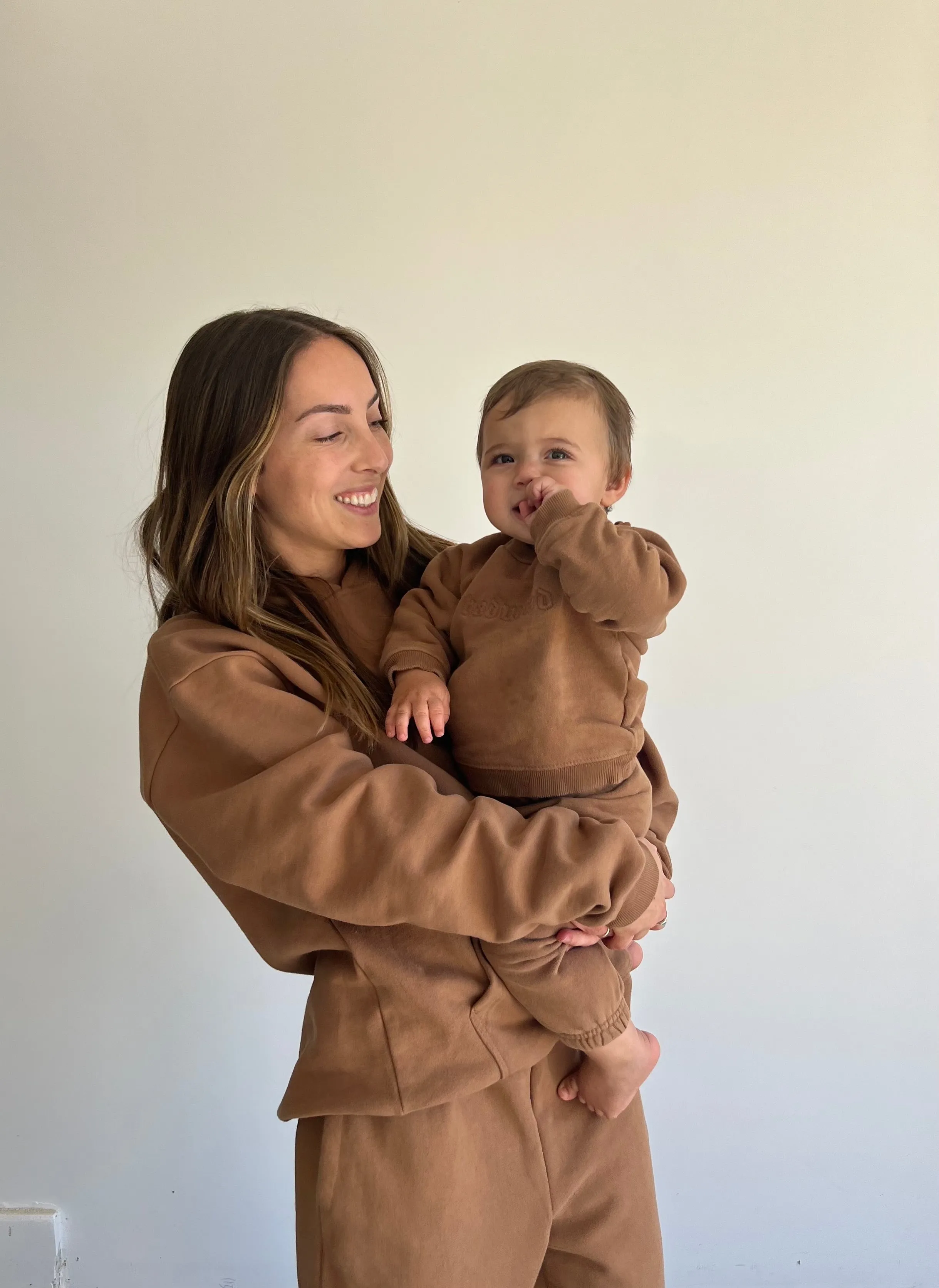 PREMIUM Unisex Hoodie in TEDDY